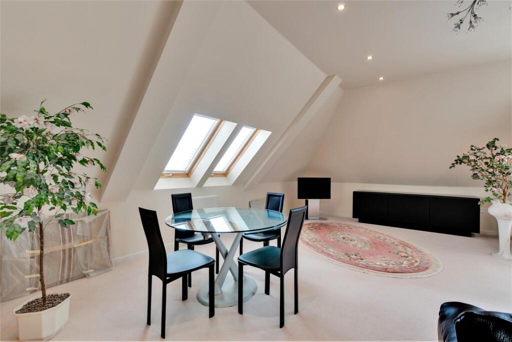 LOUNGE DINING KITCHEN FAMILY ROOM