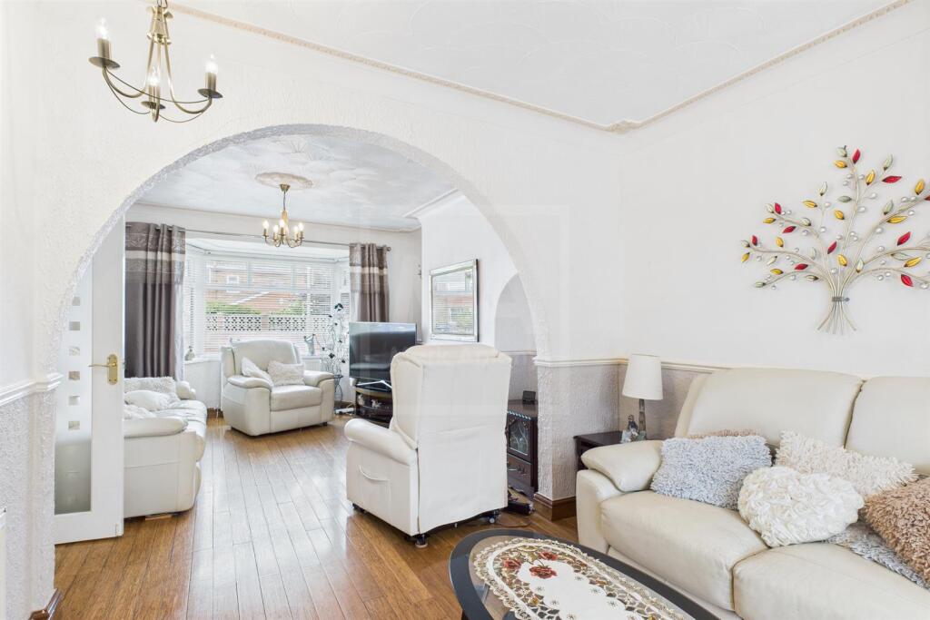 Living Room/Dining Room