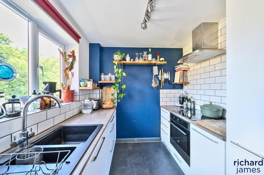 2ec7adde9c6e4bd9a1a99dd23fa9899a