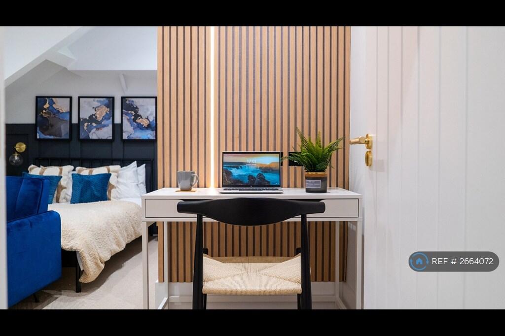 Room 3