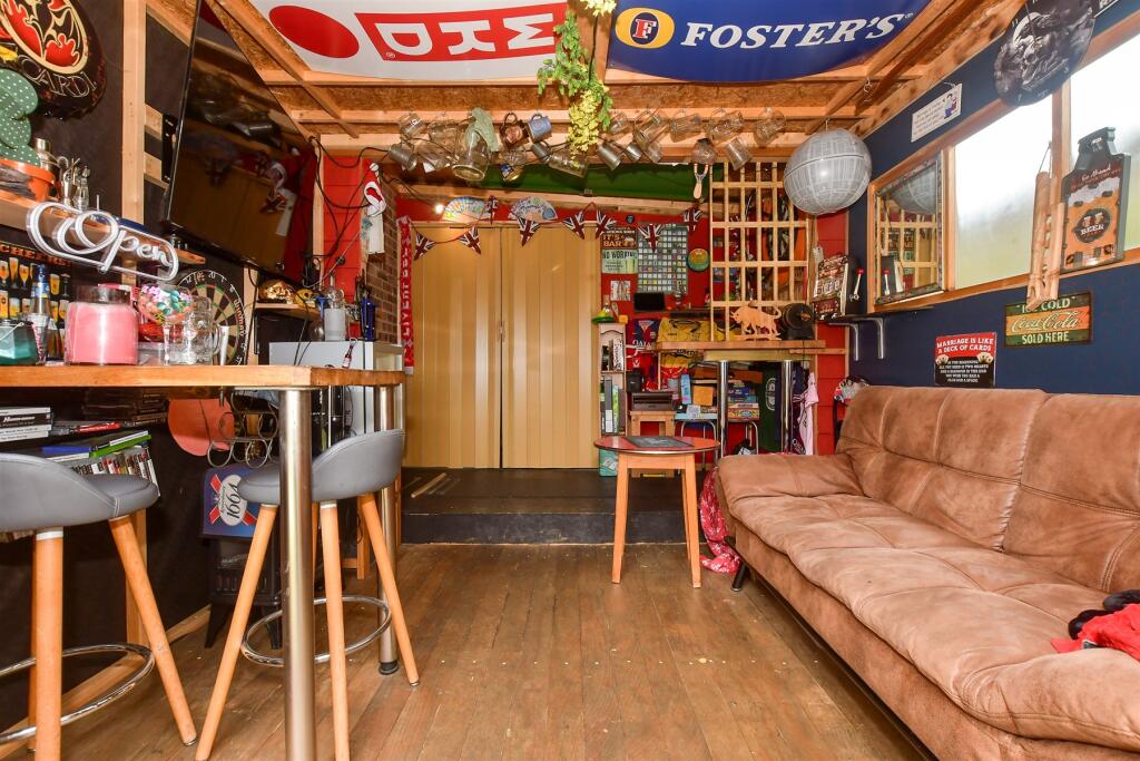 Workshop/Outbuildings