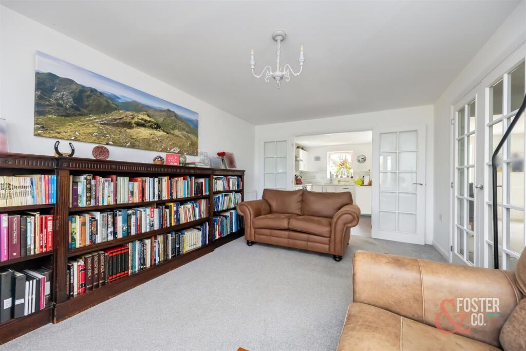 Fletcher Way 19-013.jpg