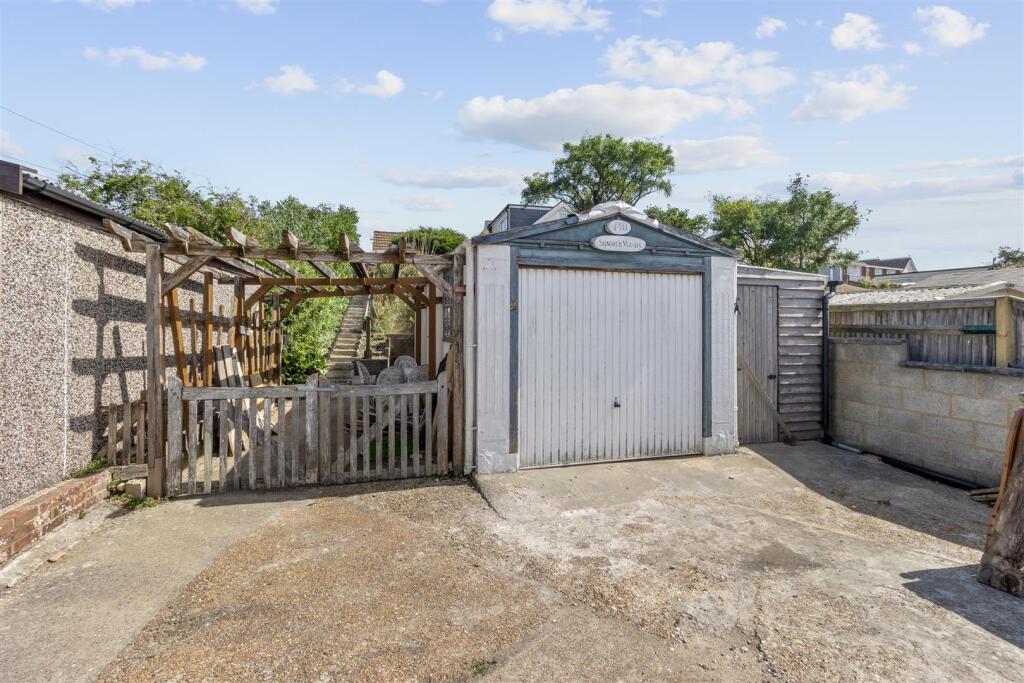 driveway and garage.jpg