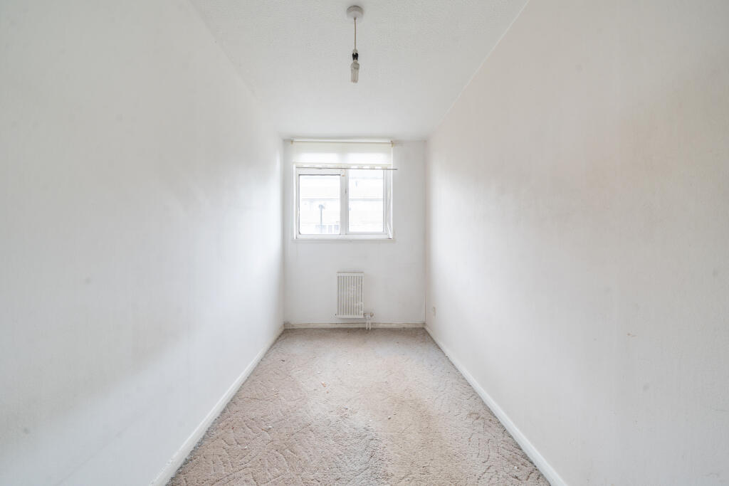 43 Clayponds Lane, Brentford, TW8 0BN