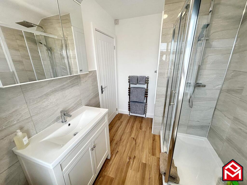 En-suite shower room