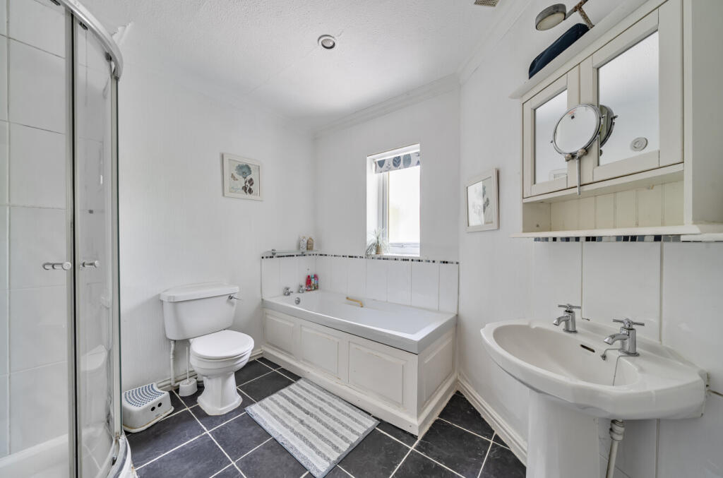 1336103-4-6896223...