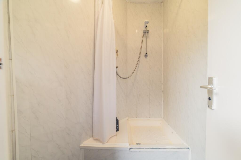 Call 02920 454555 to secure your viewing_8