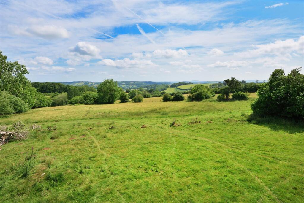 Lower Llanon Farm Urishay (21).jpg