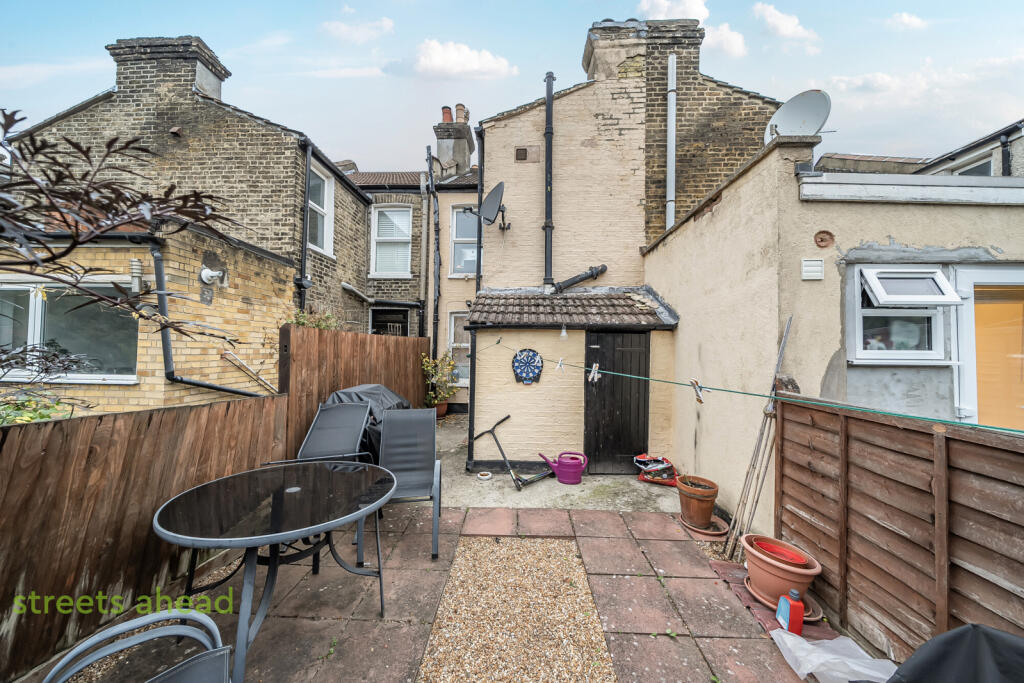 22c994d8-aa45-405...