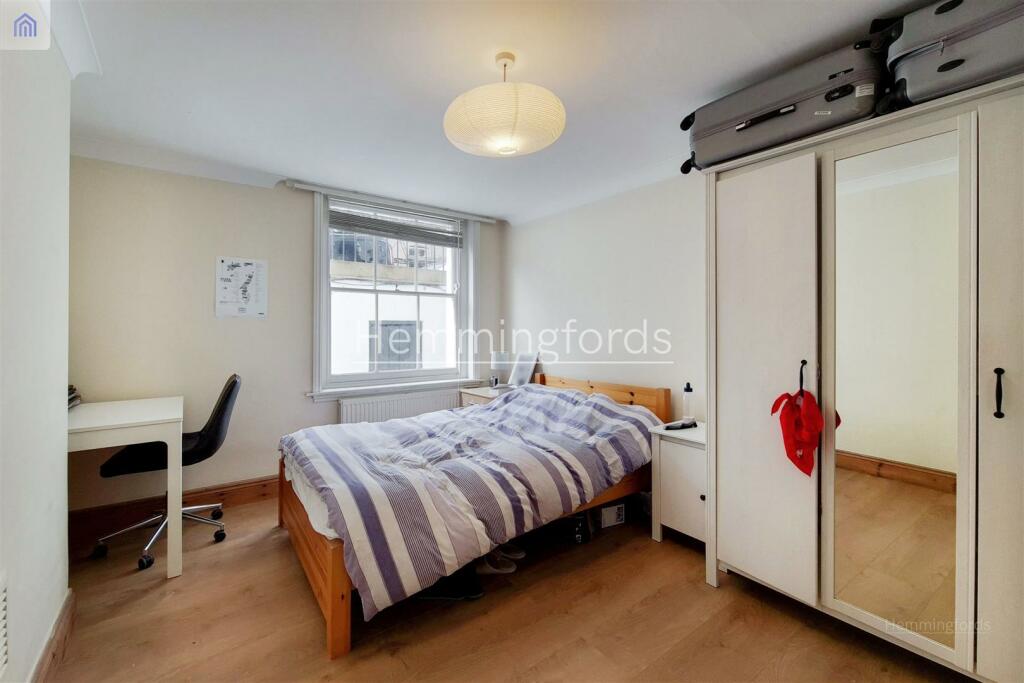 3_Main Bedroom-0.jpg