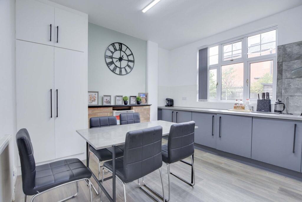 Kitchen Diner