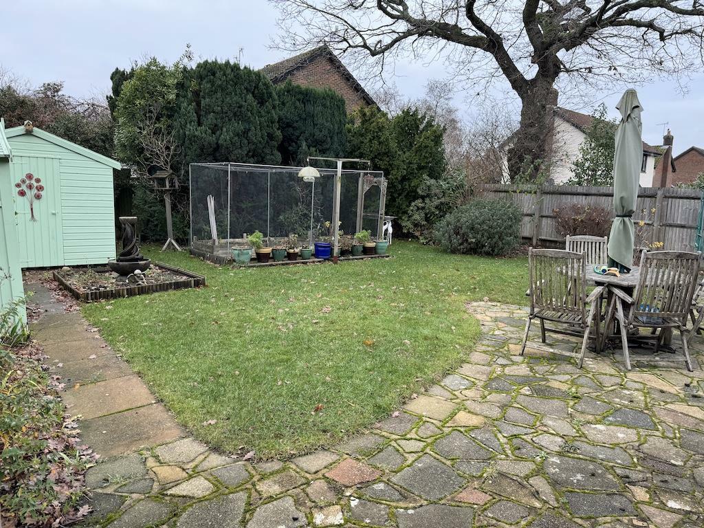 17 - Rear Garden.jpg