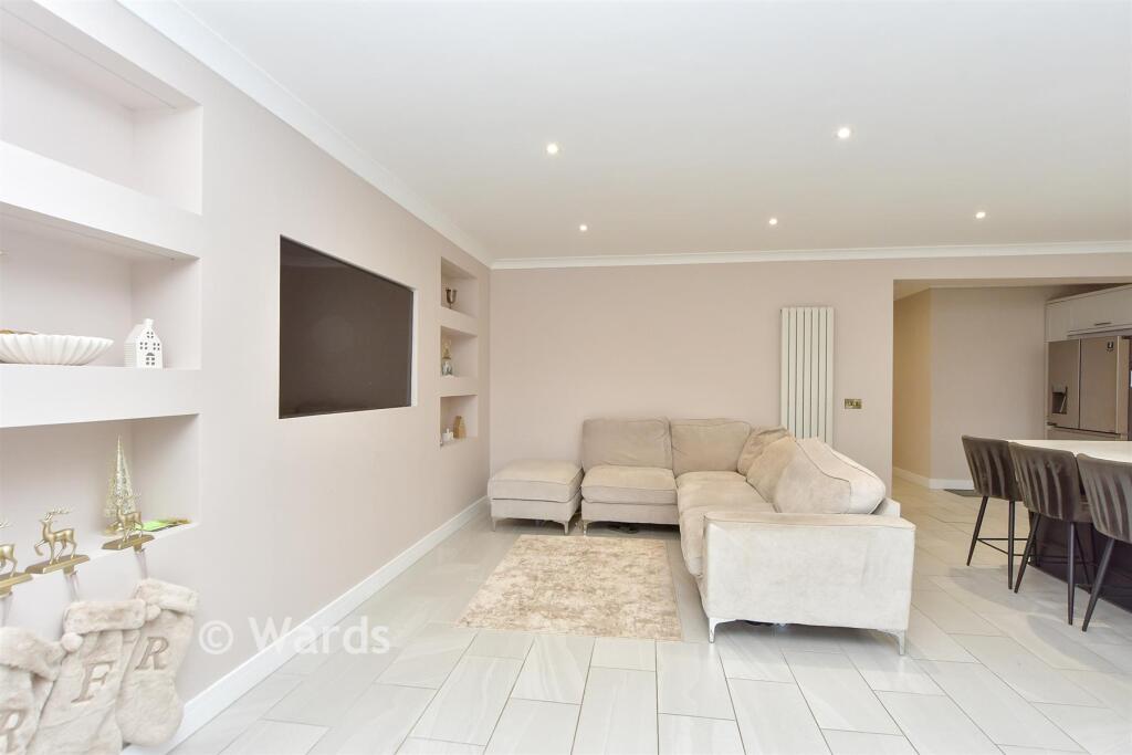 Kitchen/Diner/Family Area