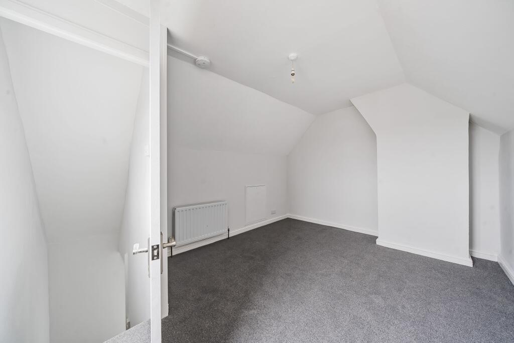 Bedroom Three (2)