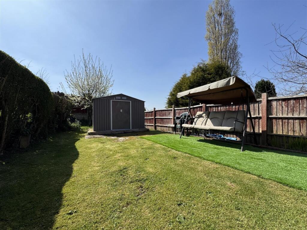 IMG_0445 (Large).JPG