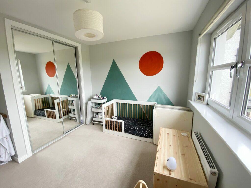 BEDROOM 2