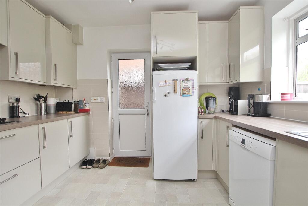 Connaught Road, Brookwood, Woking, Surrey, GU24