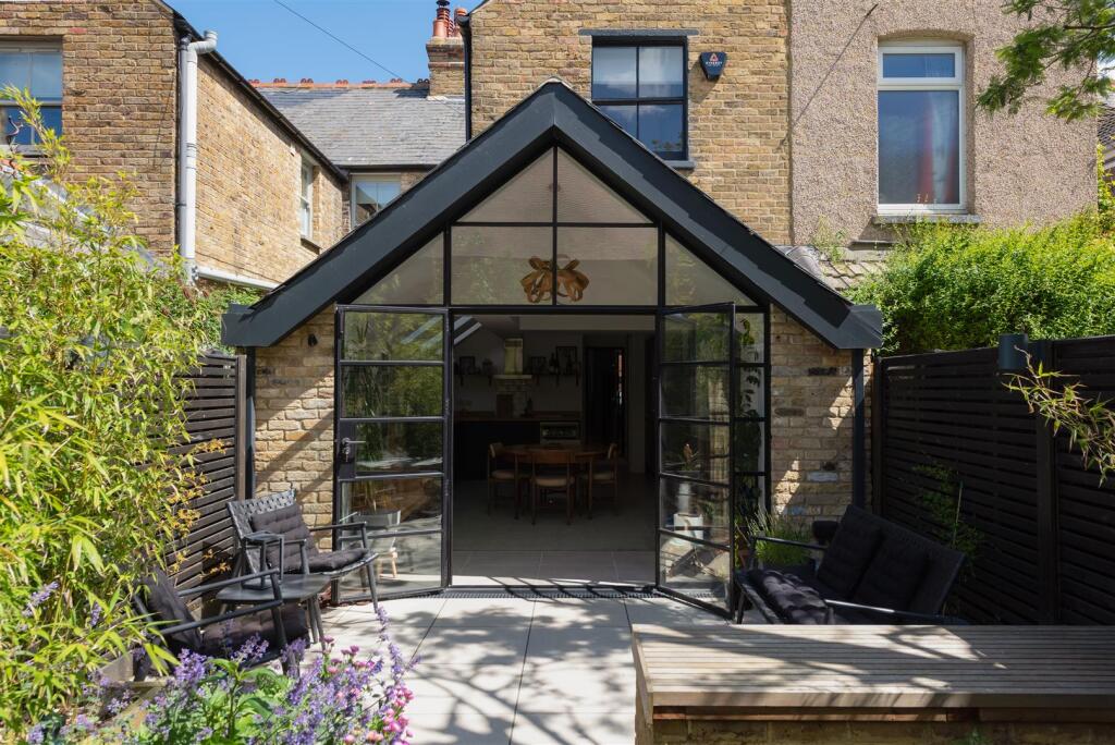 Woodlawn Street, Whitstable