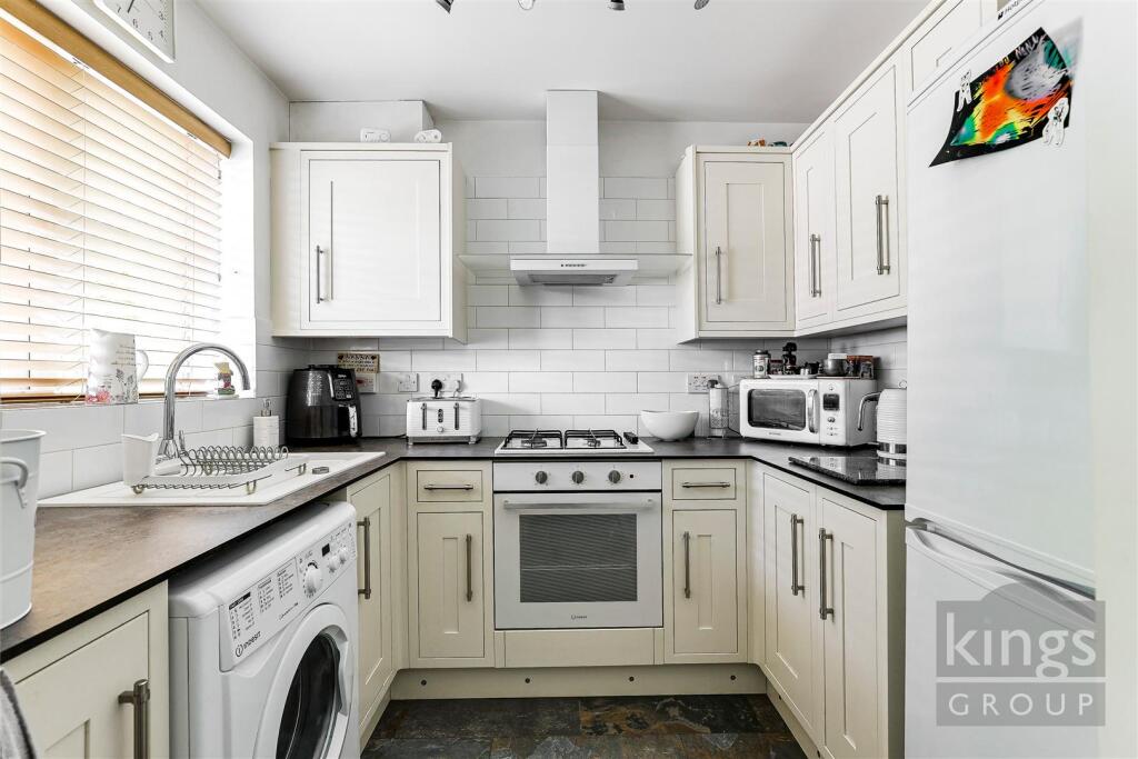 Kitchen .jpg