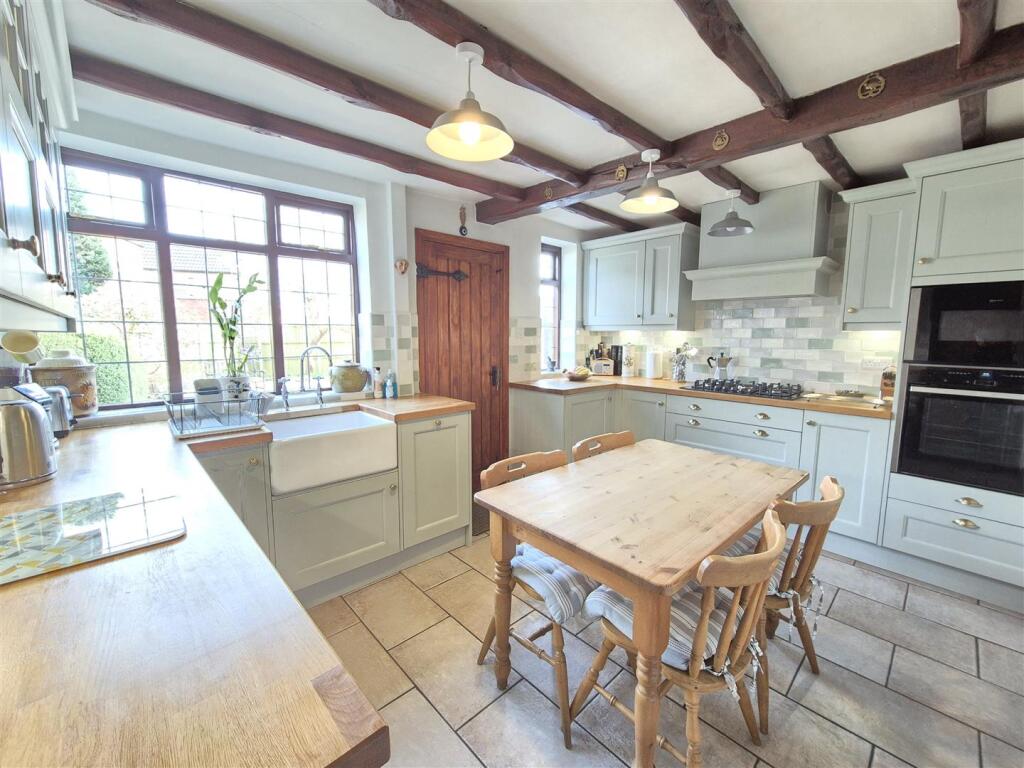 Breakfast Kitchen