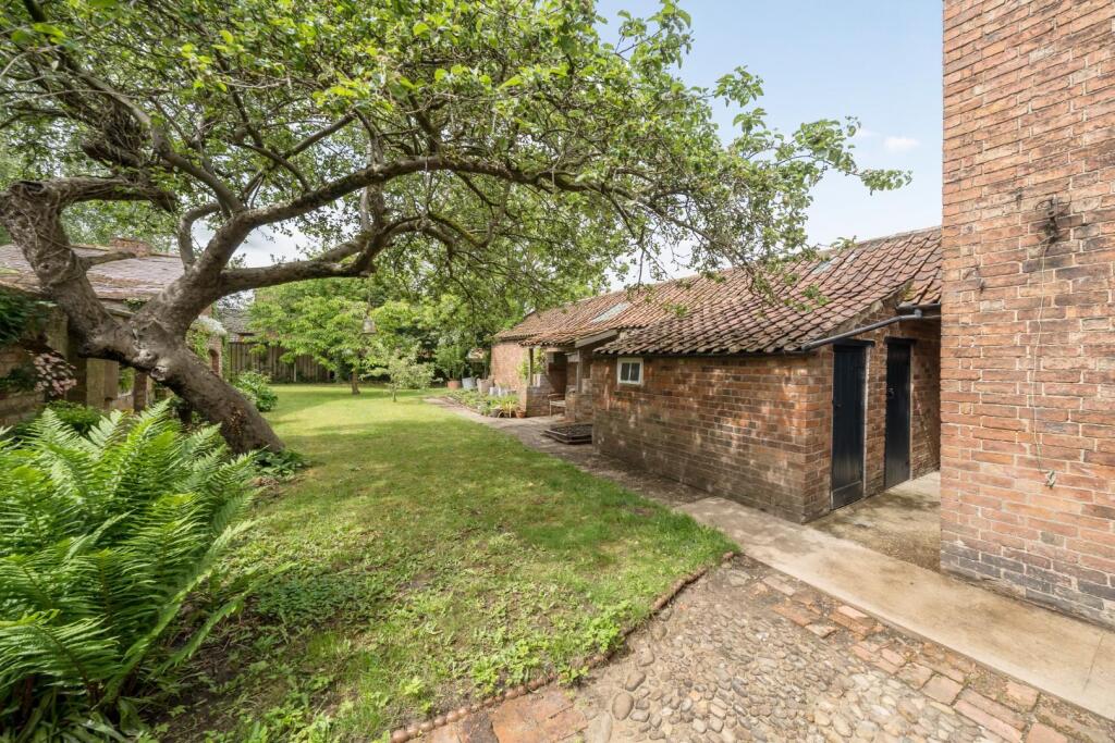 ATTACHED OUTBUILDINGS from garden.jpg