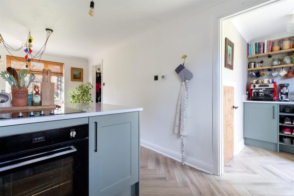 West Gate, 2-022.jpg