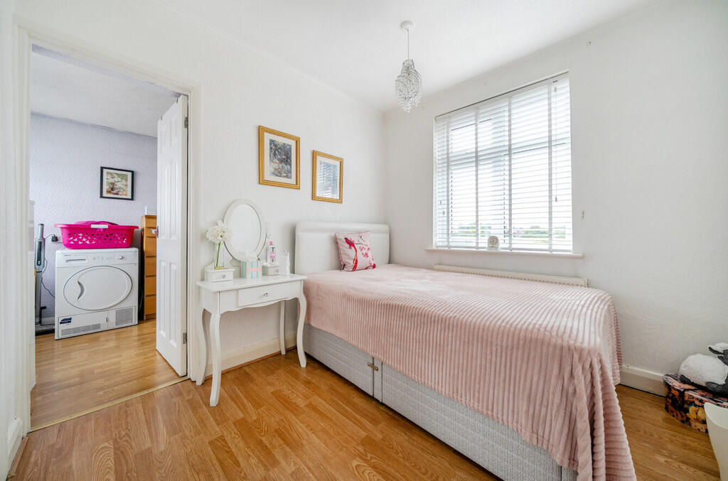 bedroom2-2
