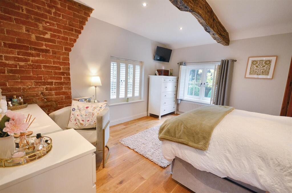 Main Bedroom