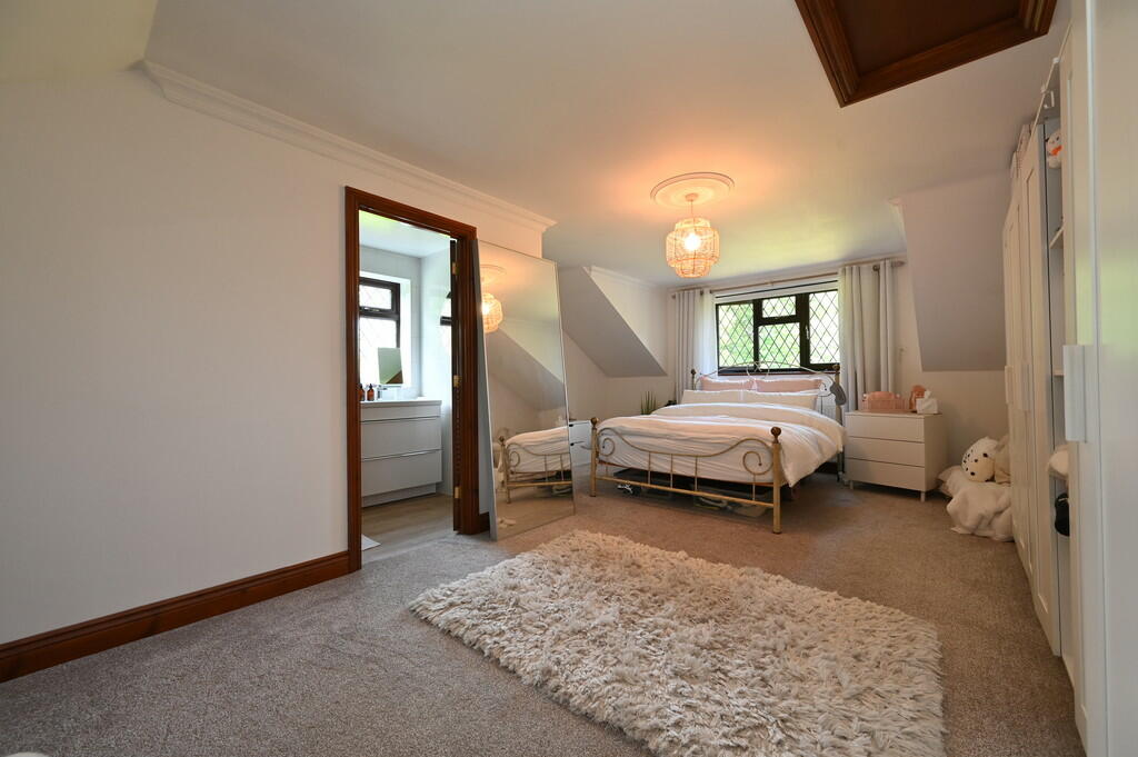 Photo 28-05-2021,...