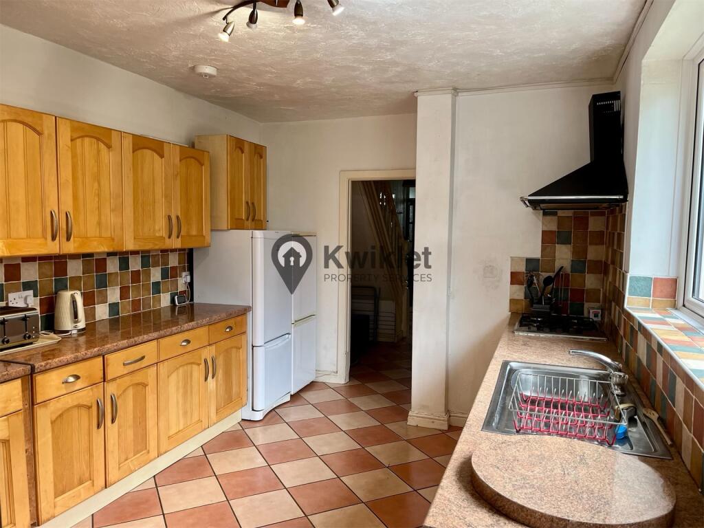 eZy Watermark_04-09-2022_10-32-50pm.jpeg