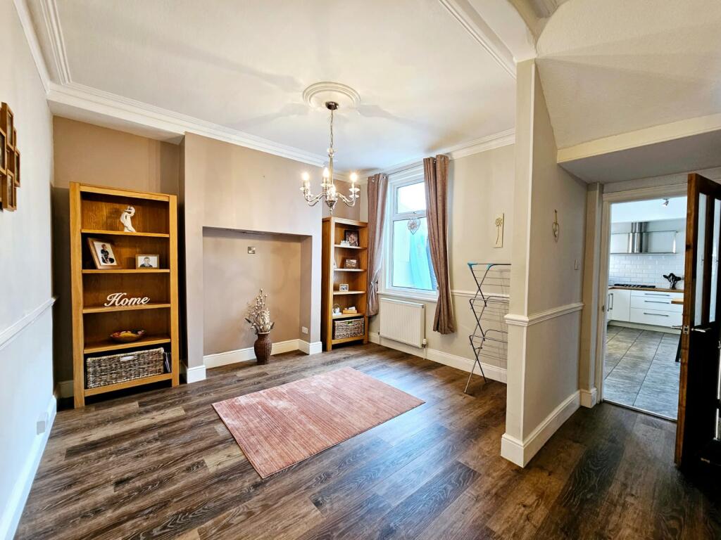 1f0a73e4-dfdd-4b34-a761-11652ea76e58