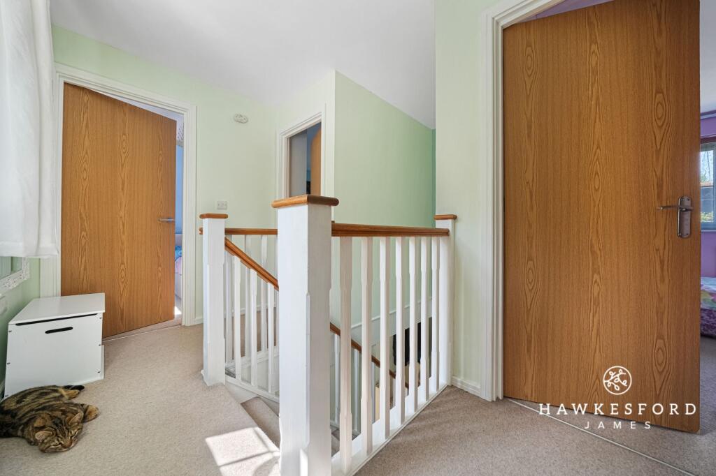 Barnfields Court, Sittingbourne - Landing