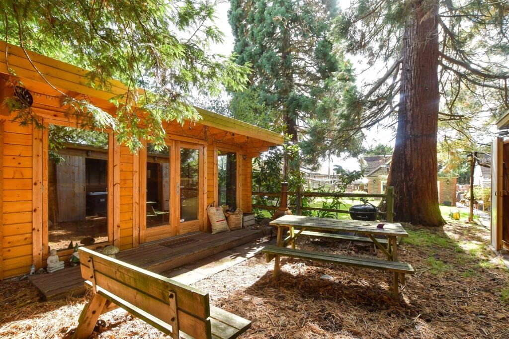 Workshop/Outbuildings