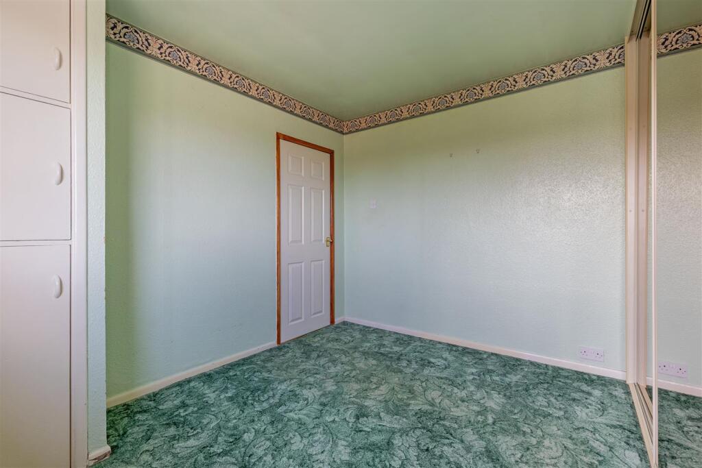 Bedroom 2-2.jpg