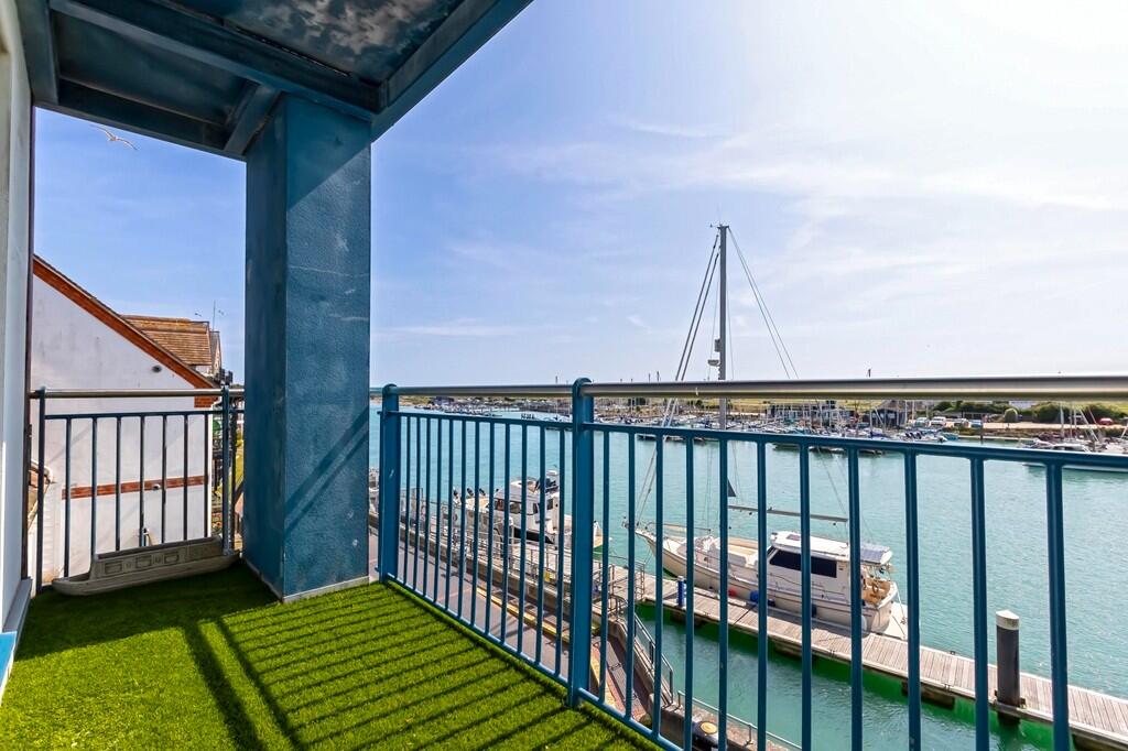 balcony