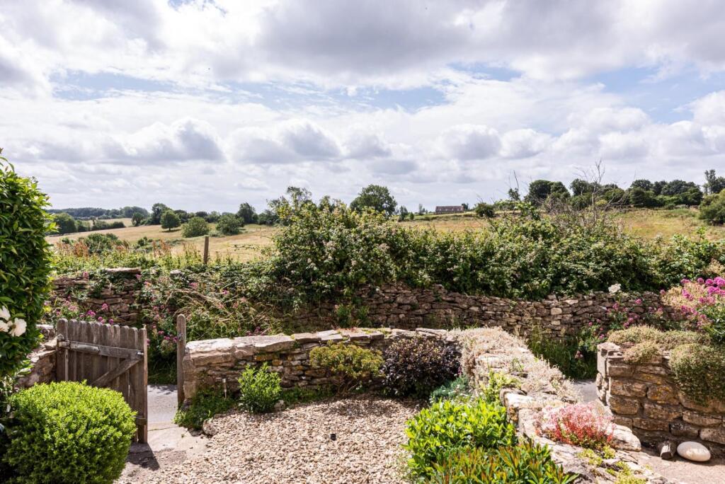 8 Sheepfair Lane, Marshfield, Chippenham SN14 8NA-