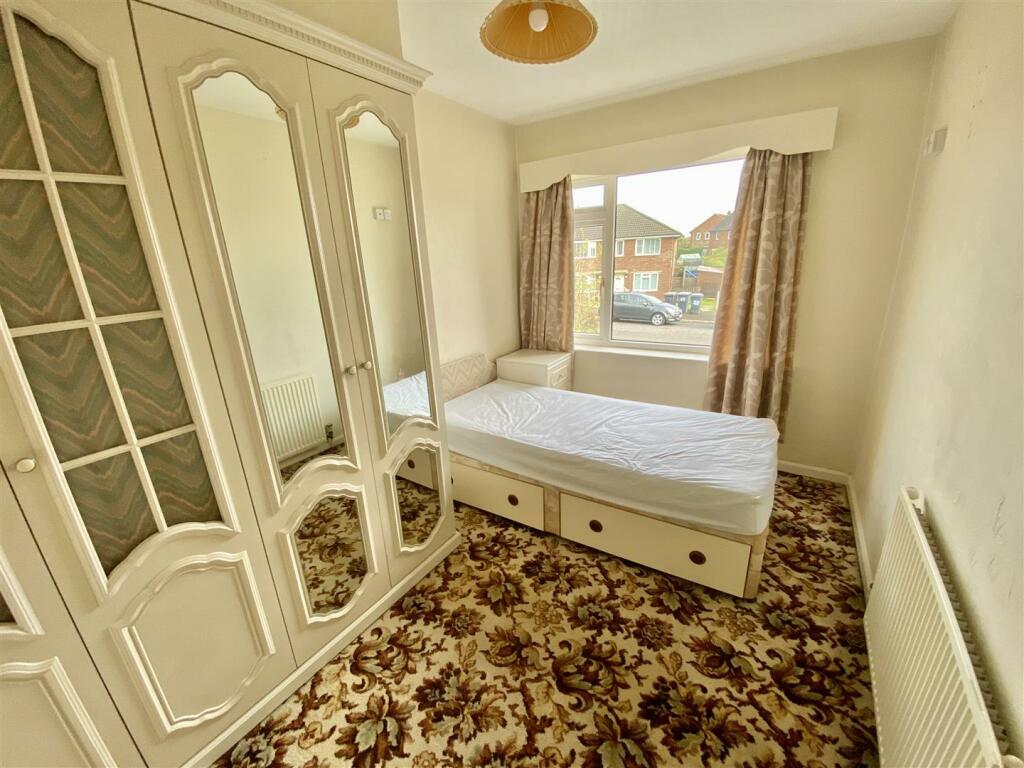 Bramleys Estate Agents - Slipper Lane - Mirfield (