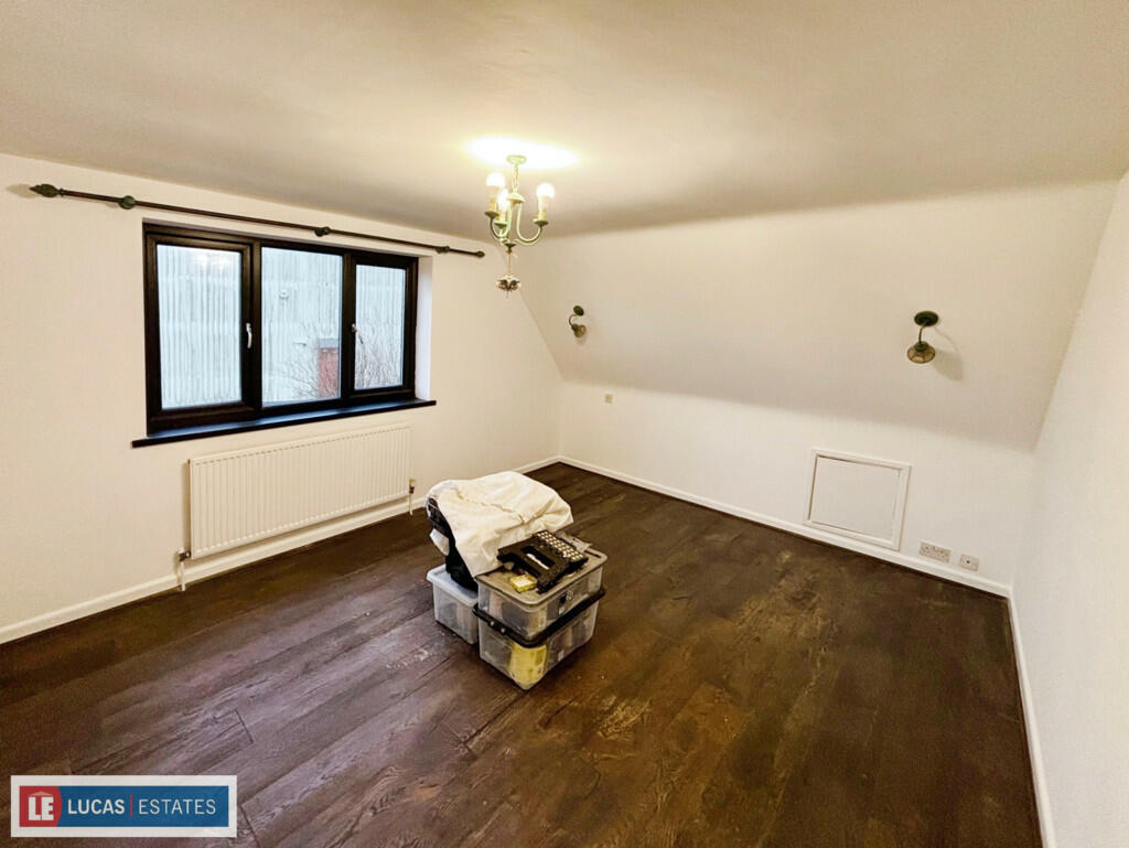 ce5a3448-image_pi...