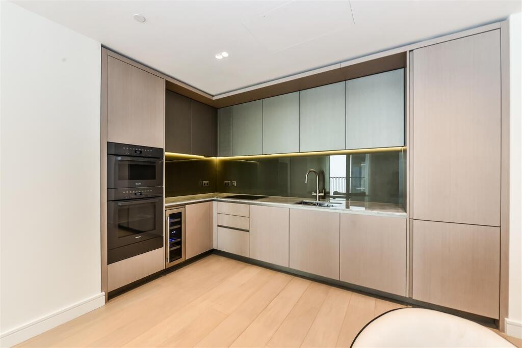 53 Holland Park Gate-15.jpg
