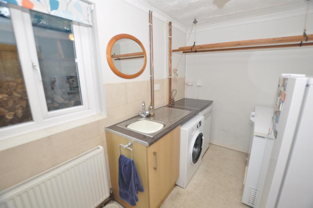 Utility Room / Shower Room / WC