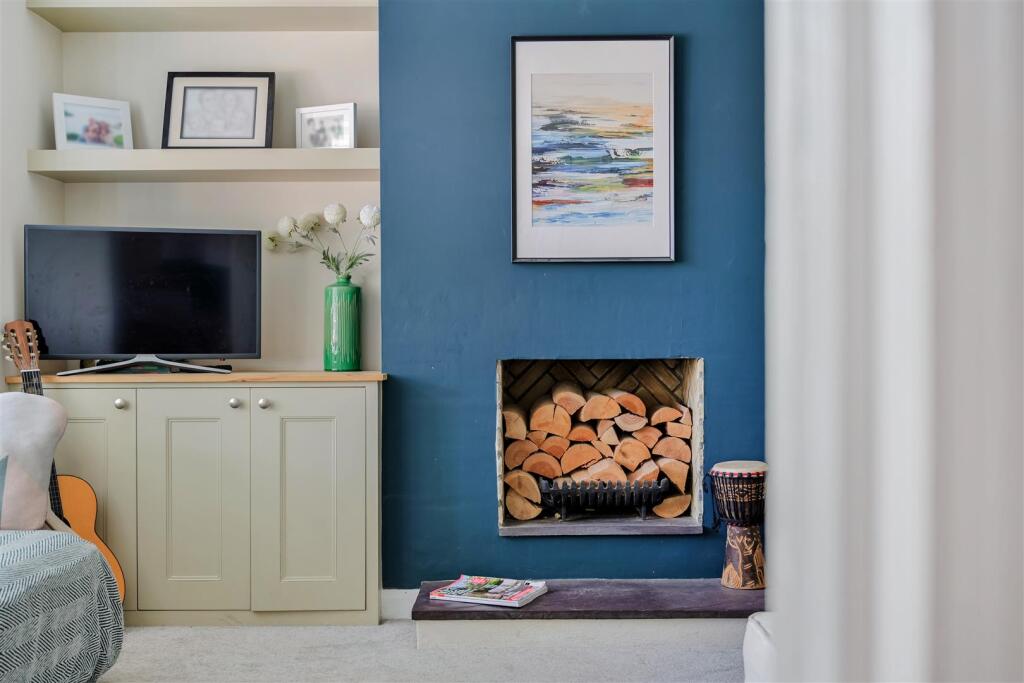 DEVON ROAD (30 FROM )-.jpg