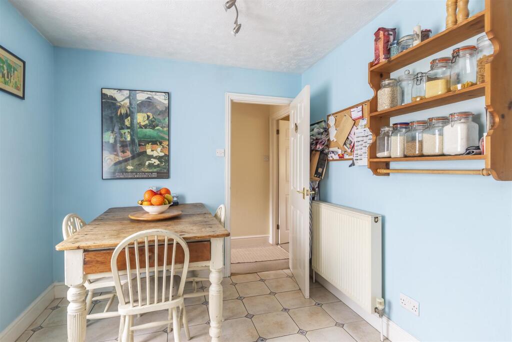 Kitchen / Breakfast Room