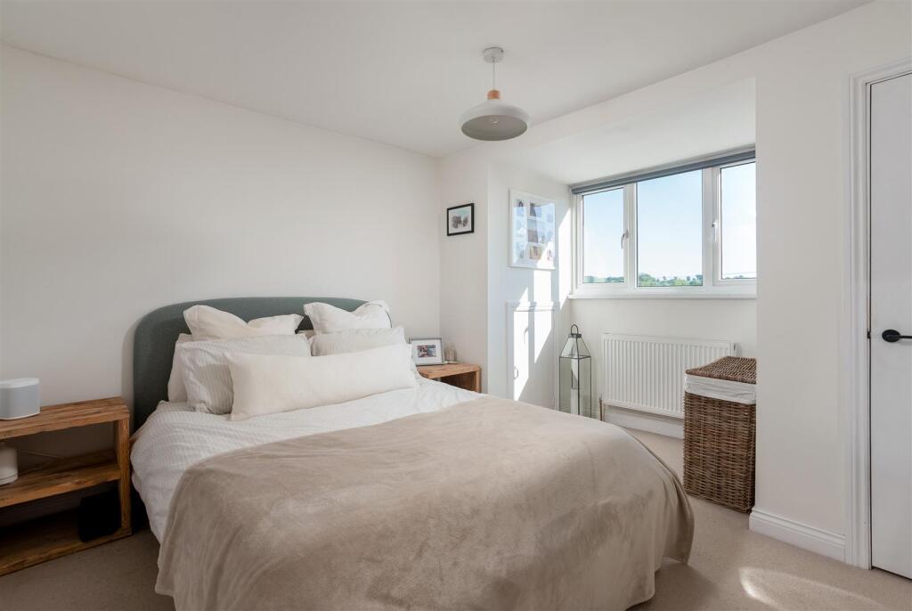 11 Arbour Close 1764-13.jpg