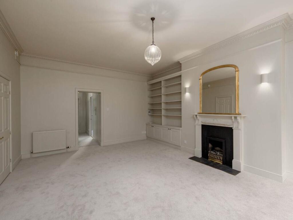 71776_AbercrombiePl-