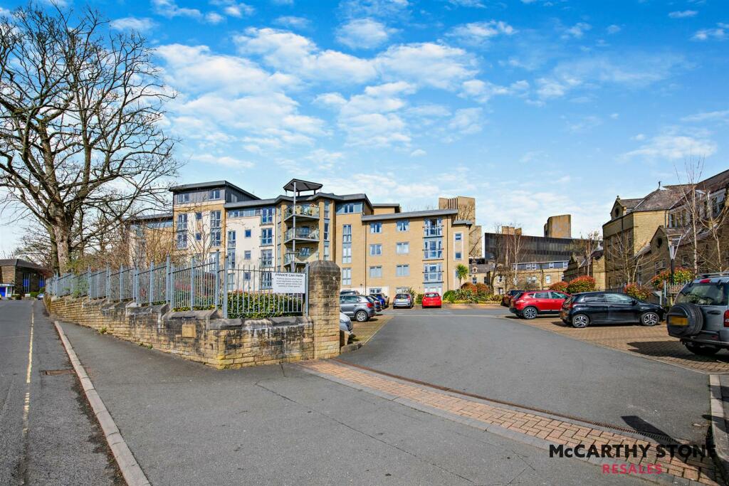 8588489-exterior12-800.jpg
