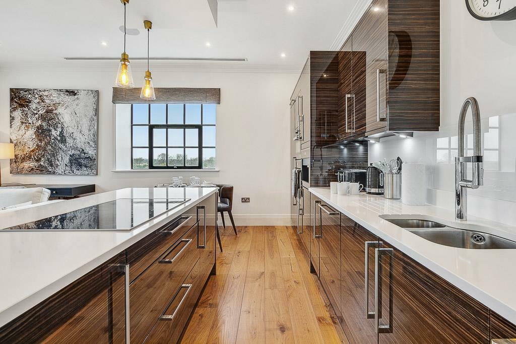 Penthouse [Alto]-7.jpg