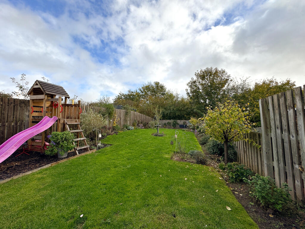 Garden (2)