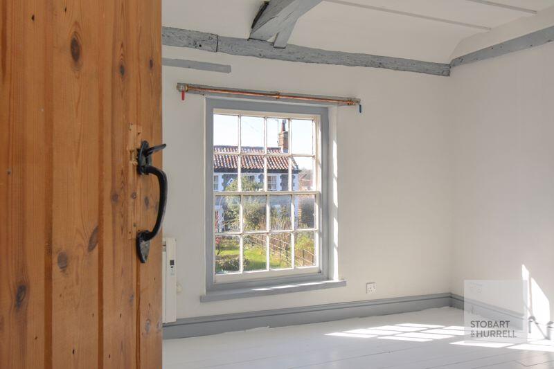 Bedroom 1 Feature 