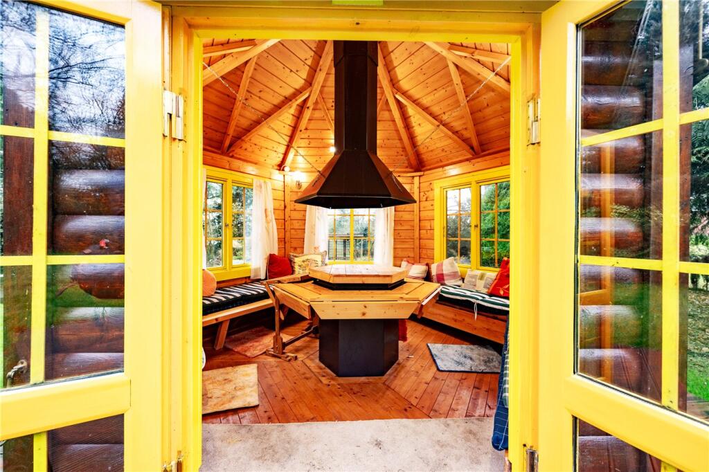 Log Cabin