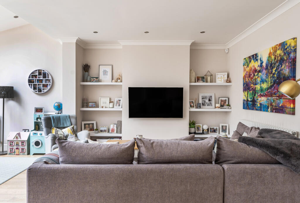 1328877-3-687fcc7...